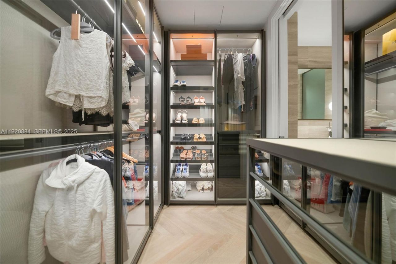 5775 Collins Ave, Unit 1501, Miami Beach, FL 33140 Photo