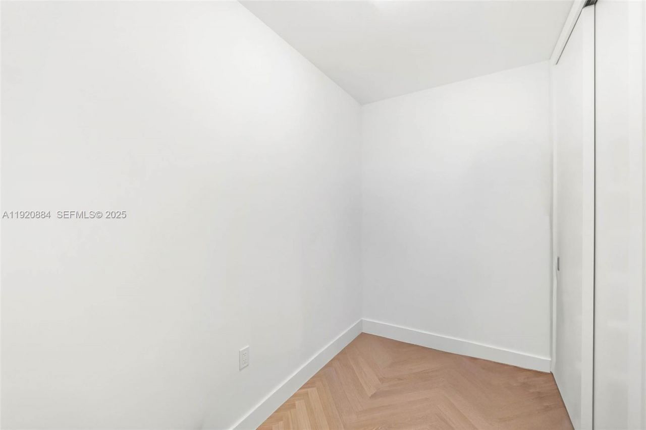 5775 Collins Ave, Unit 1501, Miami Beach, FL 33140 Photo