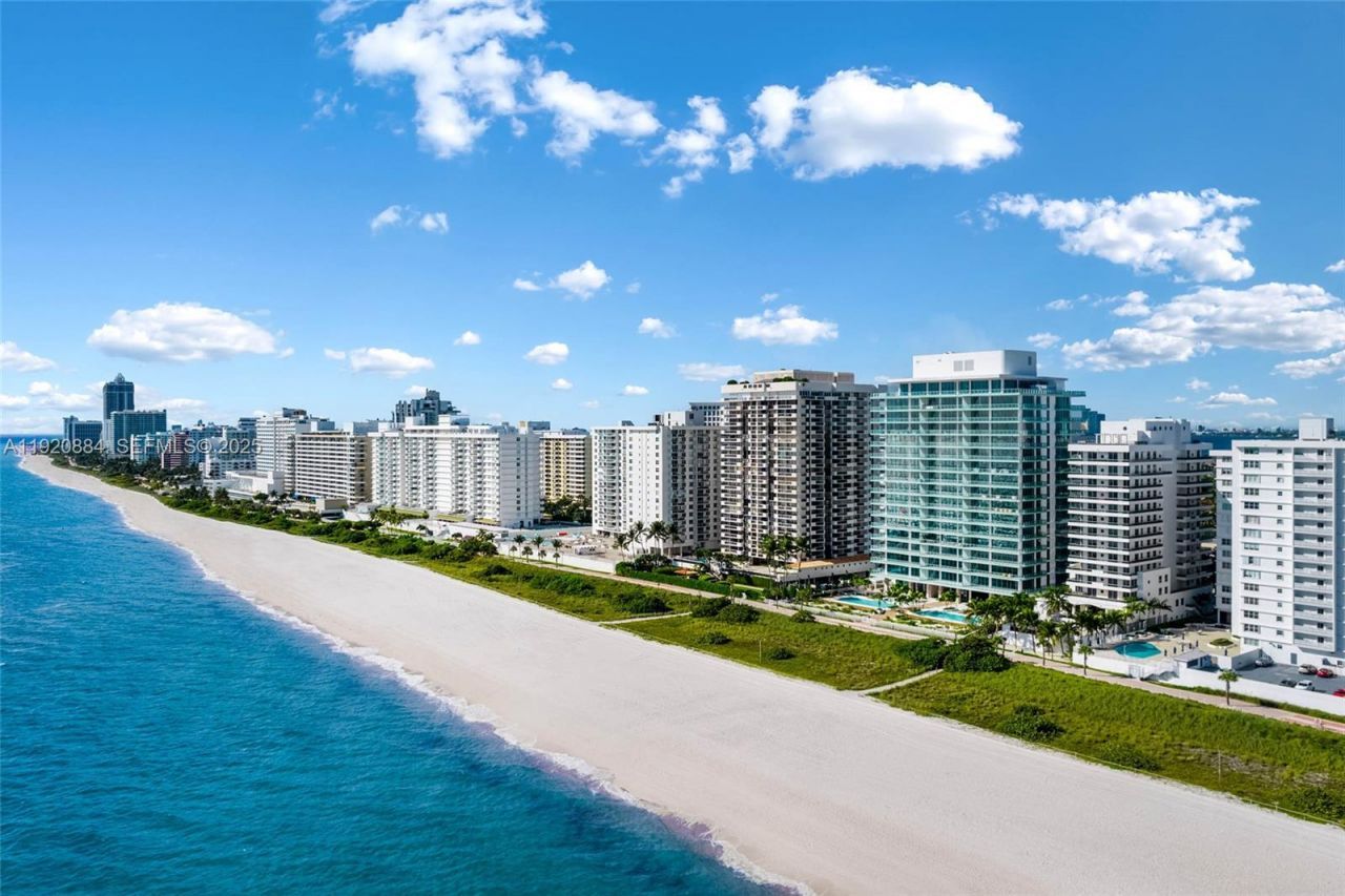 5775 Collins Ave, Unit 1501, Miami Beach, FL 33140 Photo
