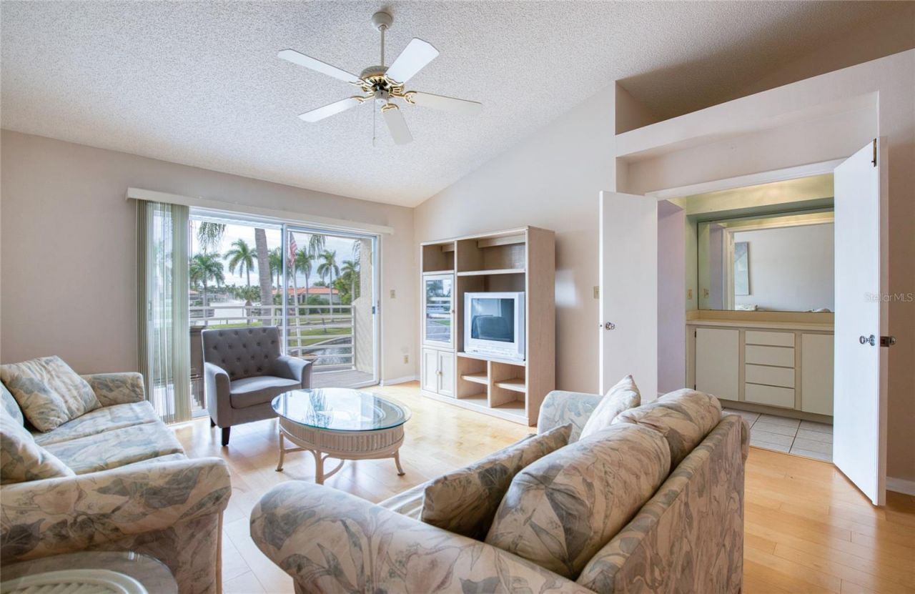 6047 Bahia Del Mar Boulevard, Unit 262, Saint Petersburg, FL 33715 Photo
