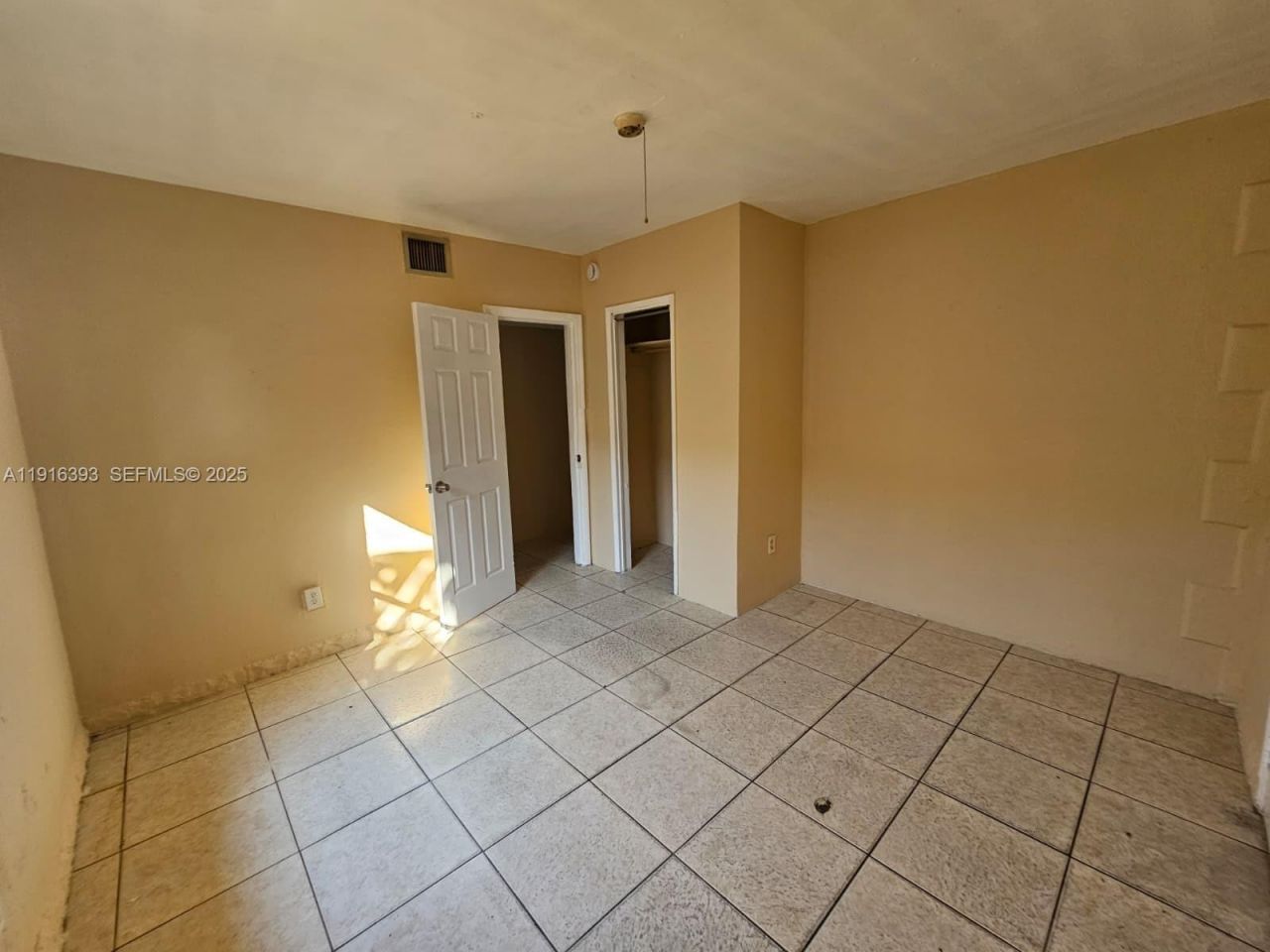 2712 NW 14th St, Fort Lauderdale, FL 33311 Photo