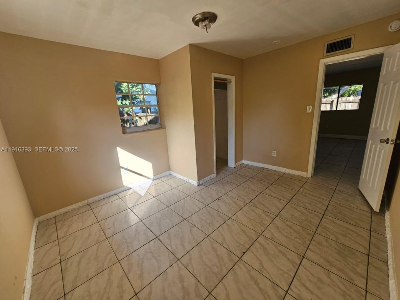 2712 NW 14th St, Fort Lauderdale, FL 33311 Photo