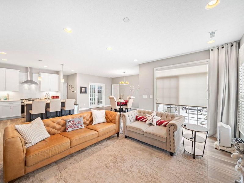 5744 Caulfield Lane, Dublin, OH 43016 Photo 2