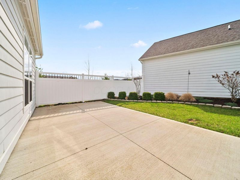 5744 Caulfield Lane, Dublin, OH 43016 Photo 4