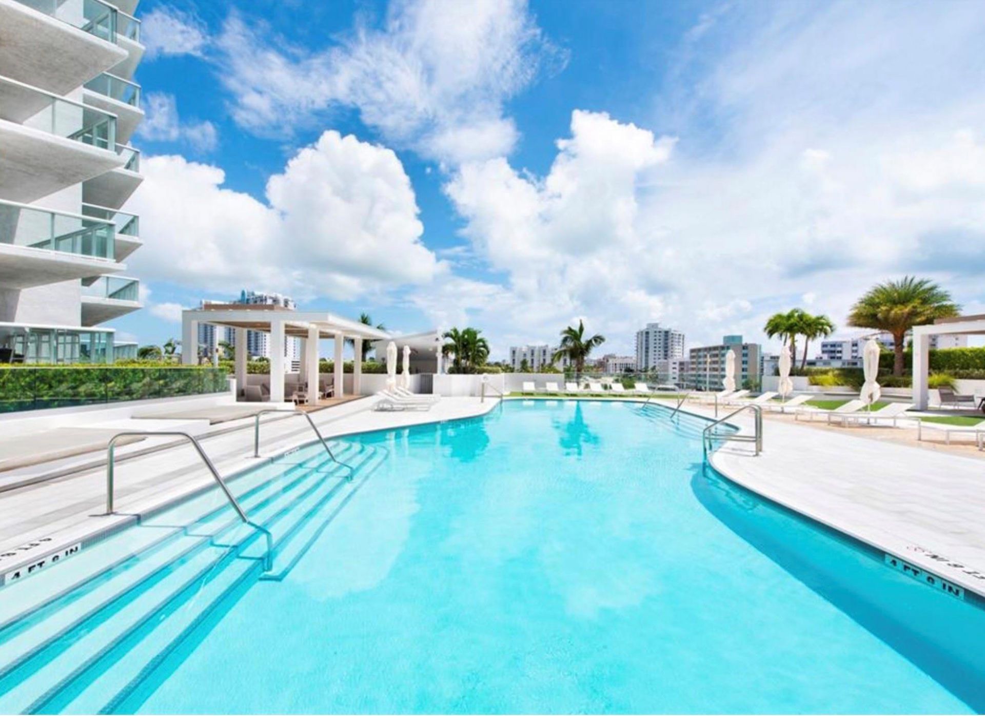 10 Venetian Way, Unit 502, Miami Beach, FL 33139 Photo