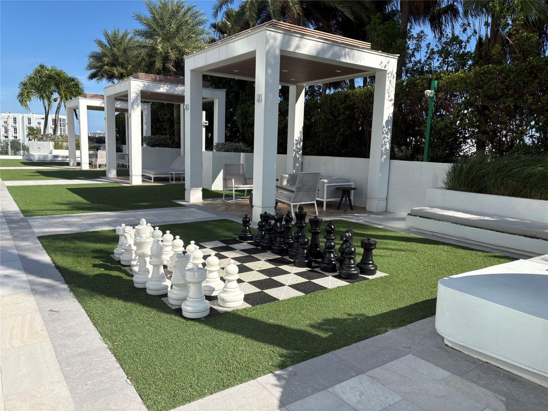 10 Venetian Way, Unit 502, Miami Beach, FL 33139 Photo