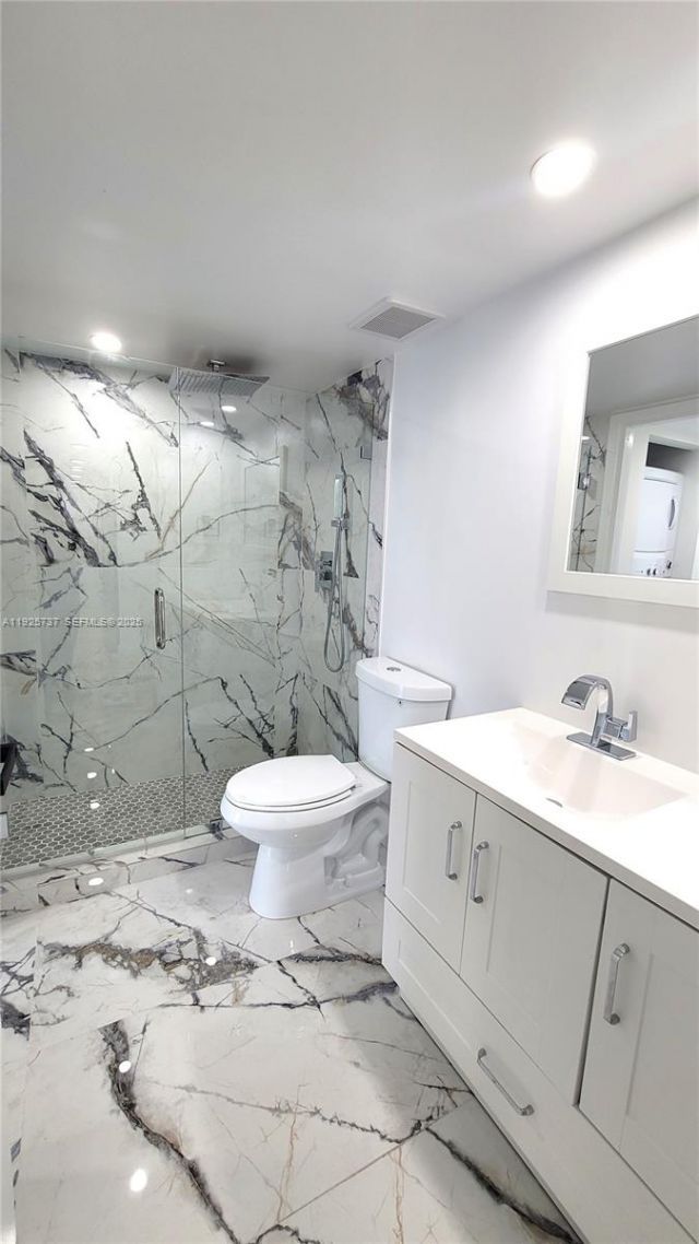 7601 E Treasure Dr, Unit 2103, North Bay Village, FL 33141 Photo