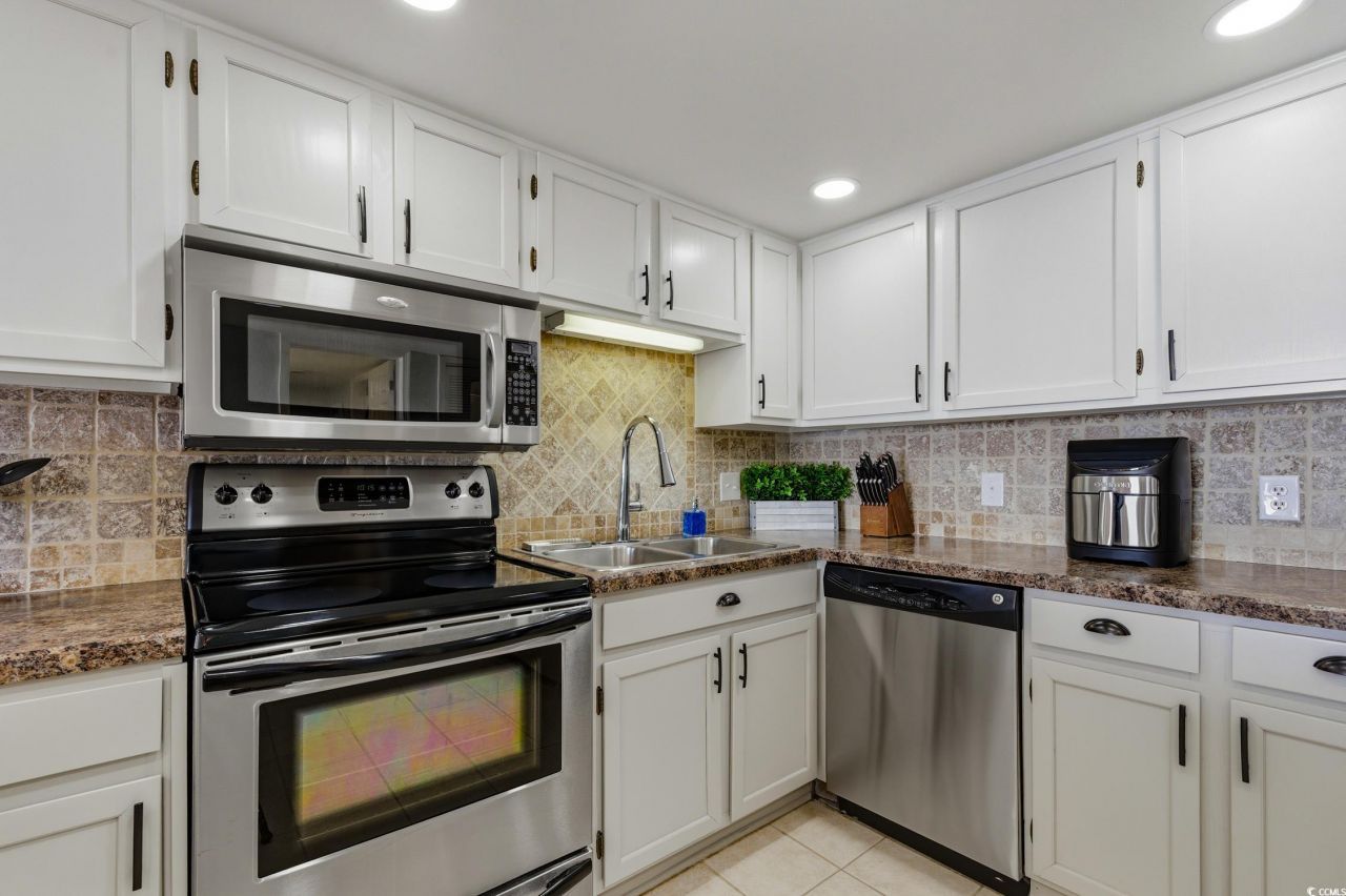 4311 S Ocean Blvd. Photo 21