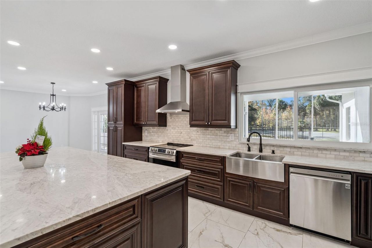 165 Leslie Lane, Lake Mary, FL 32746 Photo