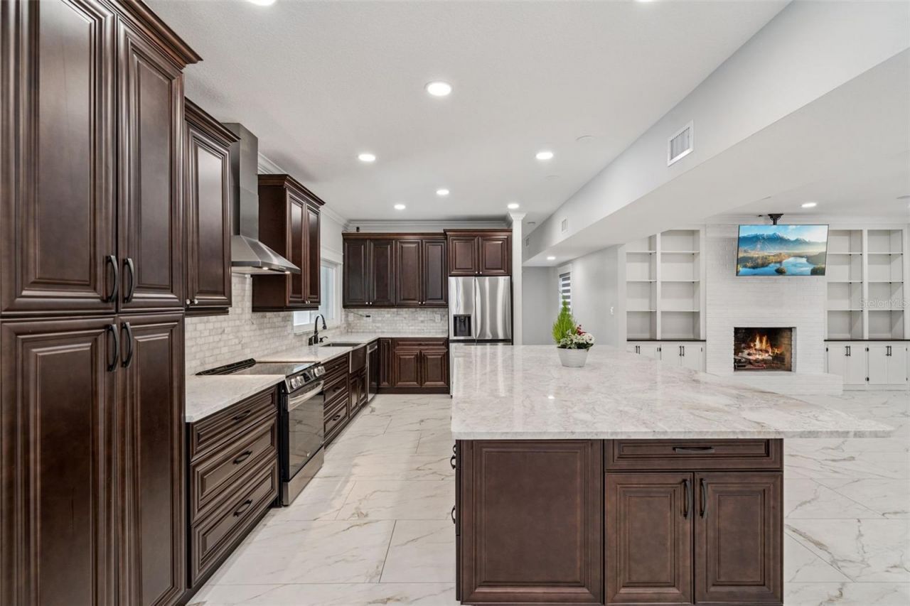 165 Leslie Lane, Lake Mary, FL 32746 Photo