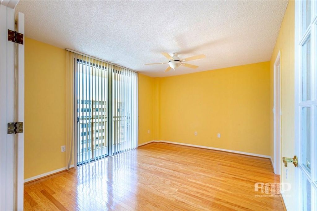 3100 NE 48th Street, Unit 908, Fort Lauderdale, FL 33308 Photo