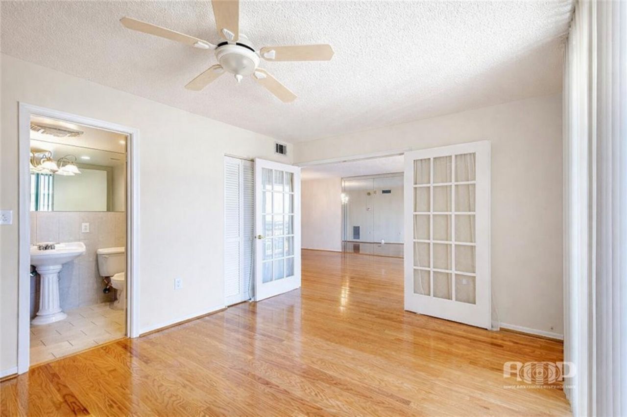 3100 NE 48th Street, Unit 908, Fort Lauderdale, FL 33308 Photo