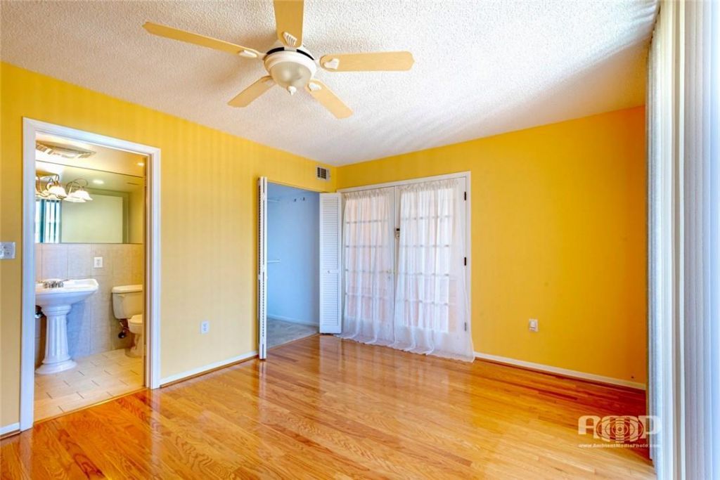 3100 NE 48th Street, Unit 908, Fort Lauderdale, FL 33308 Photo