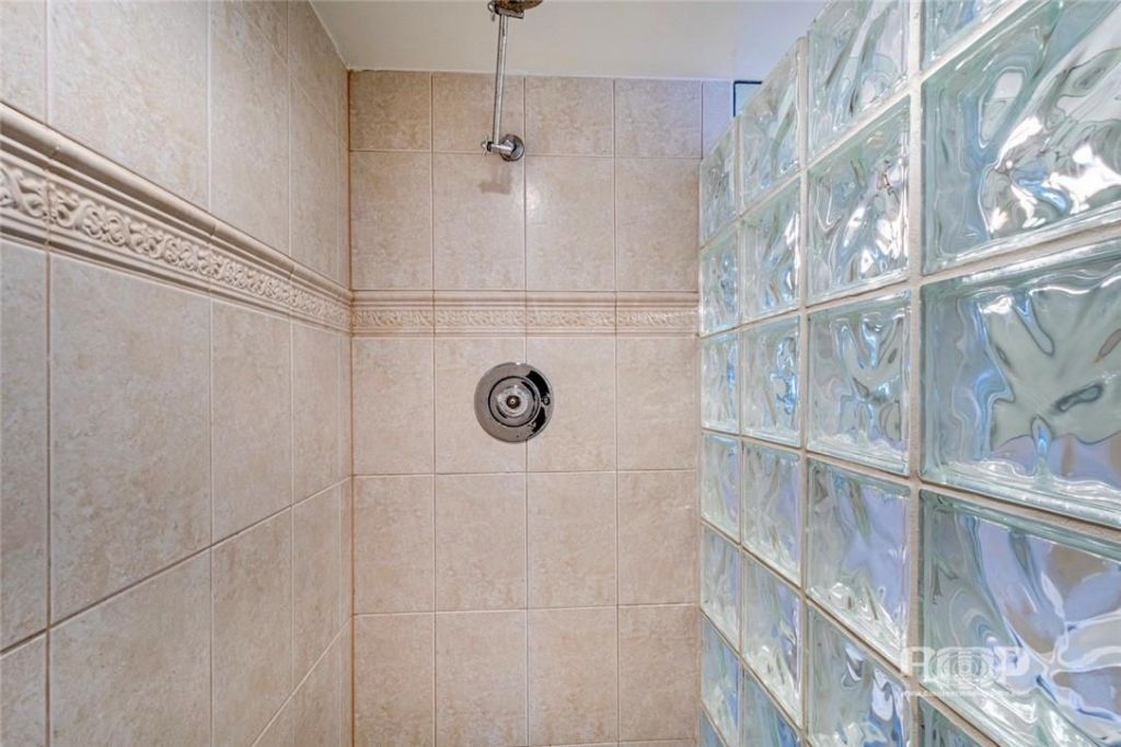 3100 NE 48th Street, Unit 908, Fort Lauderdale, FL 33308 Photo