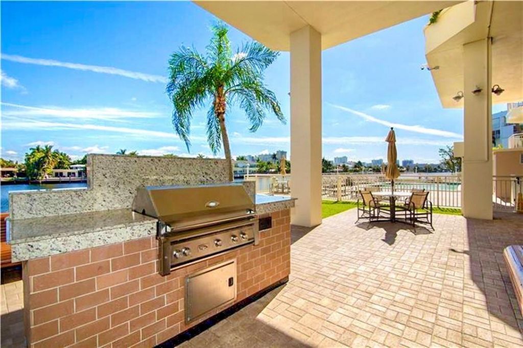 3100 NE 48th Street, Unit 908, Fort Lauderdale, FL 33308 Photo