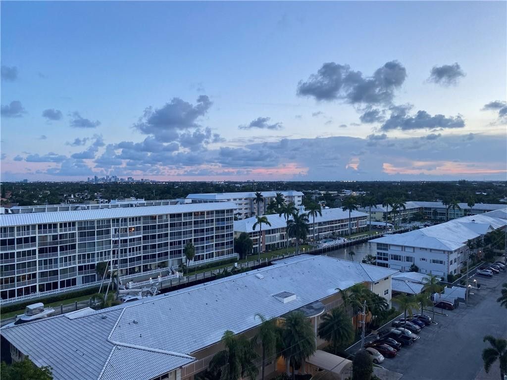 3100 NE 48th Street, Unit 908, Fort Lauderdale, FL 33308 Photo