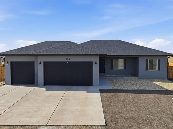 421 N Heather Dr., Pueblo West, CO 81007