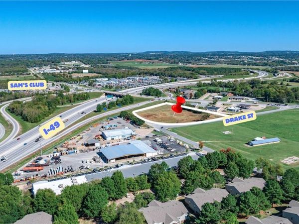 1475 W Drake Street , Fayetteville, AR 72704