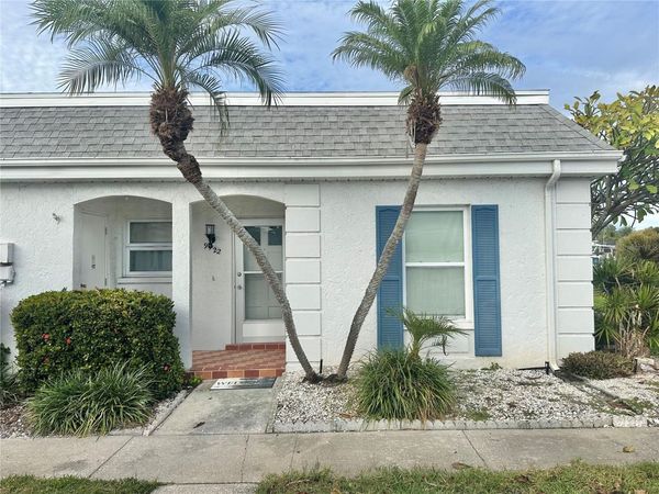 9722 HERNANDO COURT, BRADENTON, FL 34210