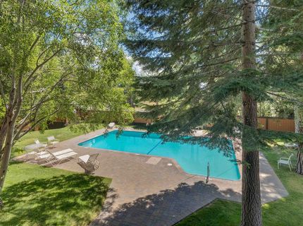 2755 North Lake Boulevard, Tahoe City, CA 96145 Photo