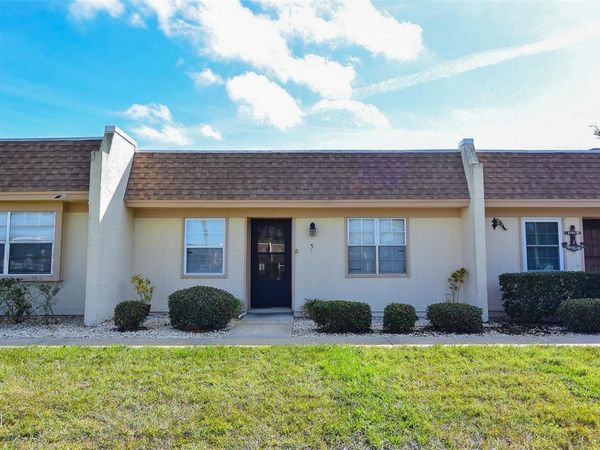 11110 CARRIAGE HILL DRIVE, Unit 5, PORT RICHEY, FL 34668