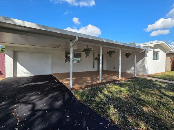 8571 NW 16th Street, Pembroke Pines, FL 33024