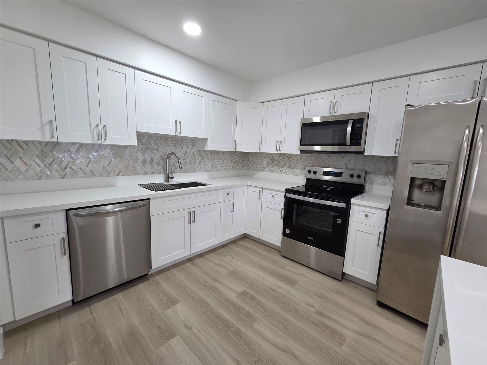 8571 NW 16th Street, Pembroke Pines, FL 33024 Photo