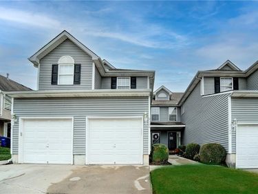 2104 SW Gooseberry Lane, Lee's Summit, MO 64082
