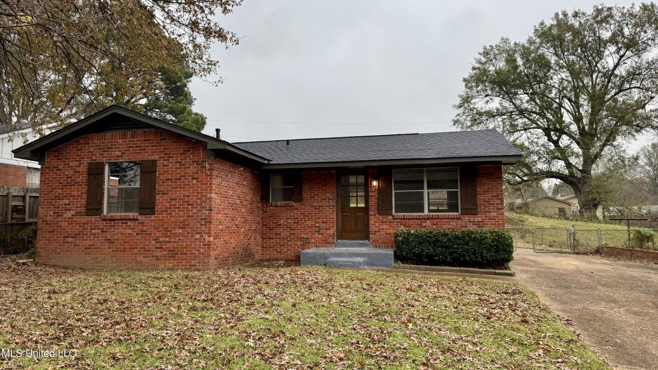 8628 Kinard Cove, Southaven, MS 38671 Main Photo