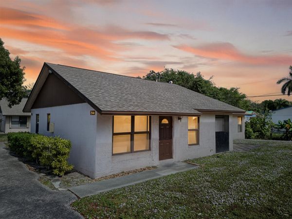 2548 Ida Way, West Palm Beach, FL 33415
