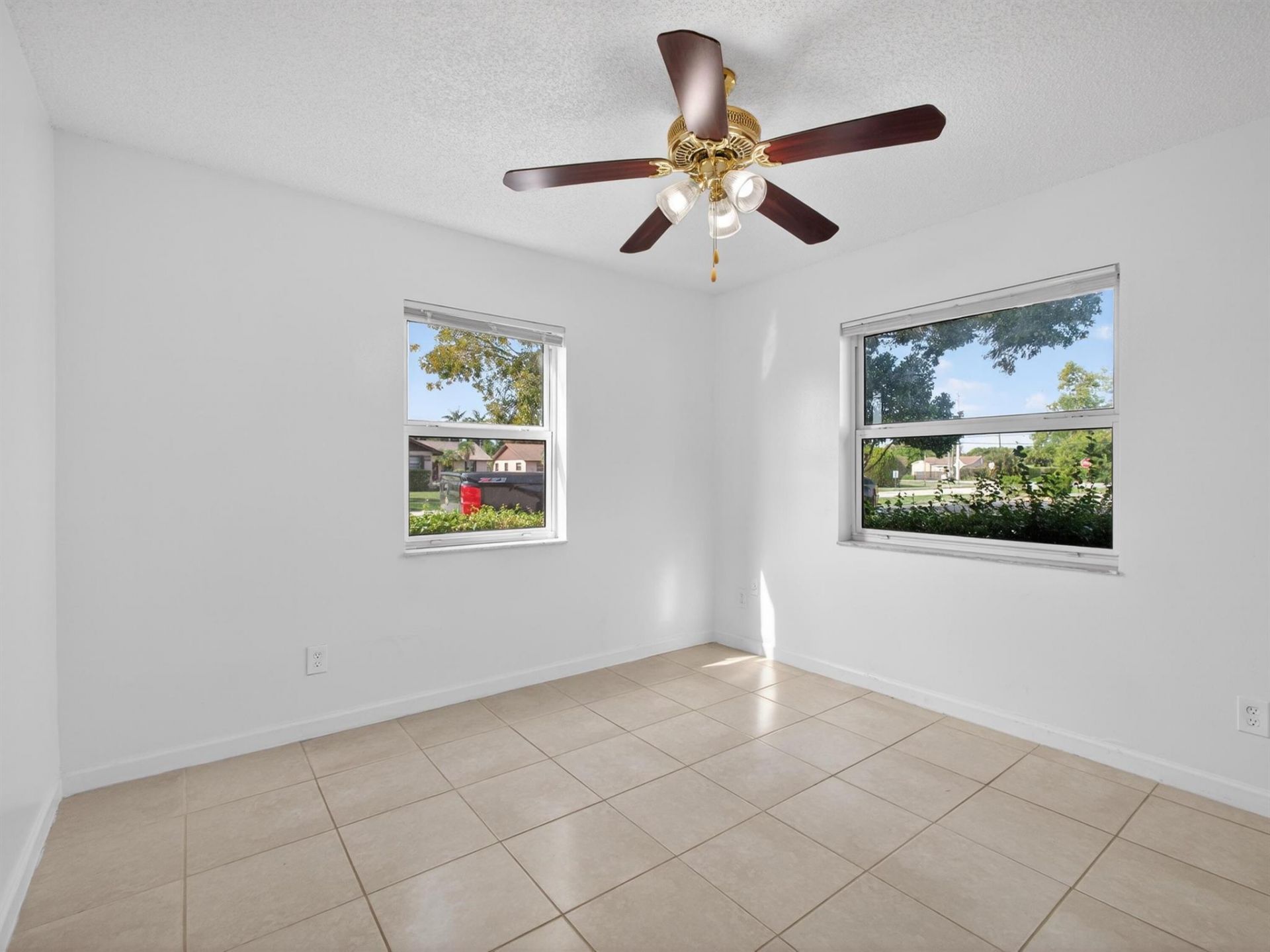 2548 Ida Way, West Palm Beach, FL 33415 Photo