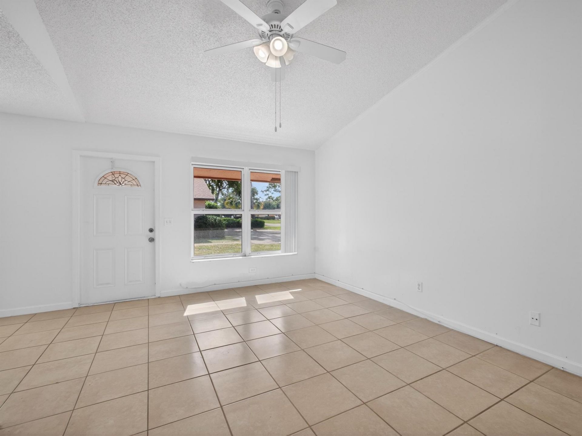 2548 Ida Way, West Palm Beach, FL 33415 Photo