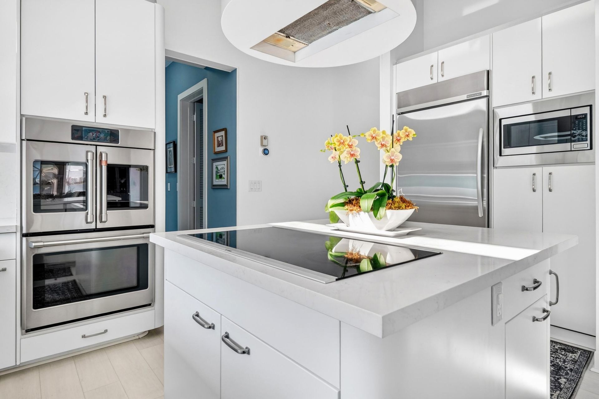 6 Cloister Circle, West Palm Beach, FL 33401 Photo