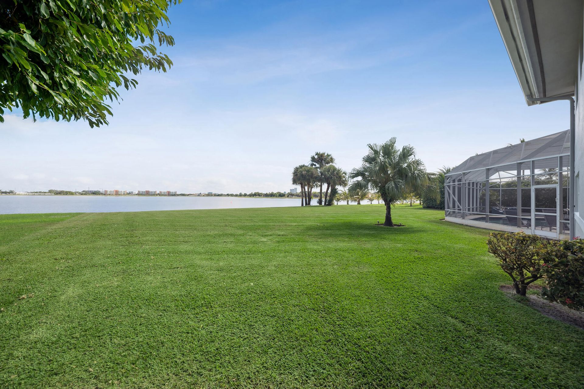 6 Cloister Circle, West Palm Beach, FL 33401 Photo