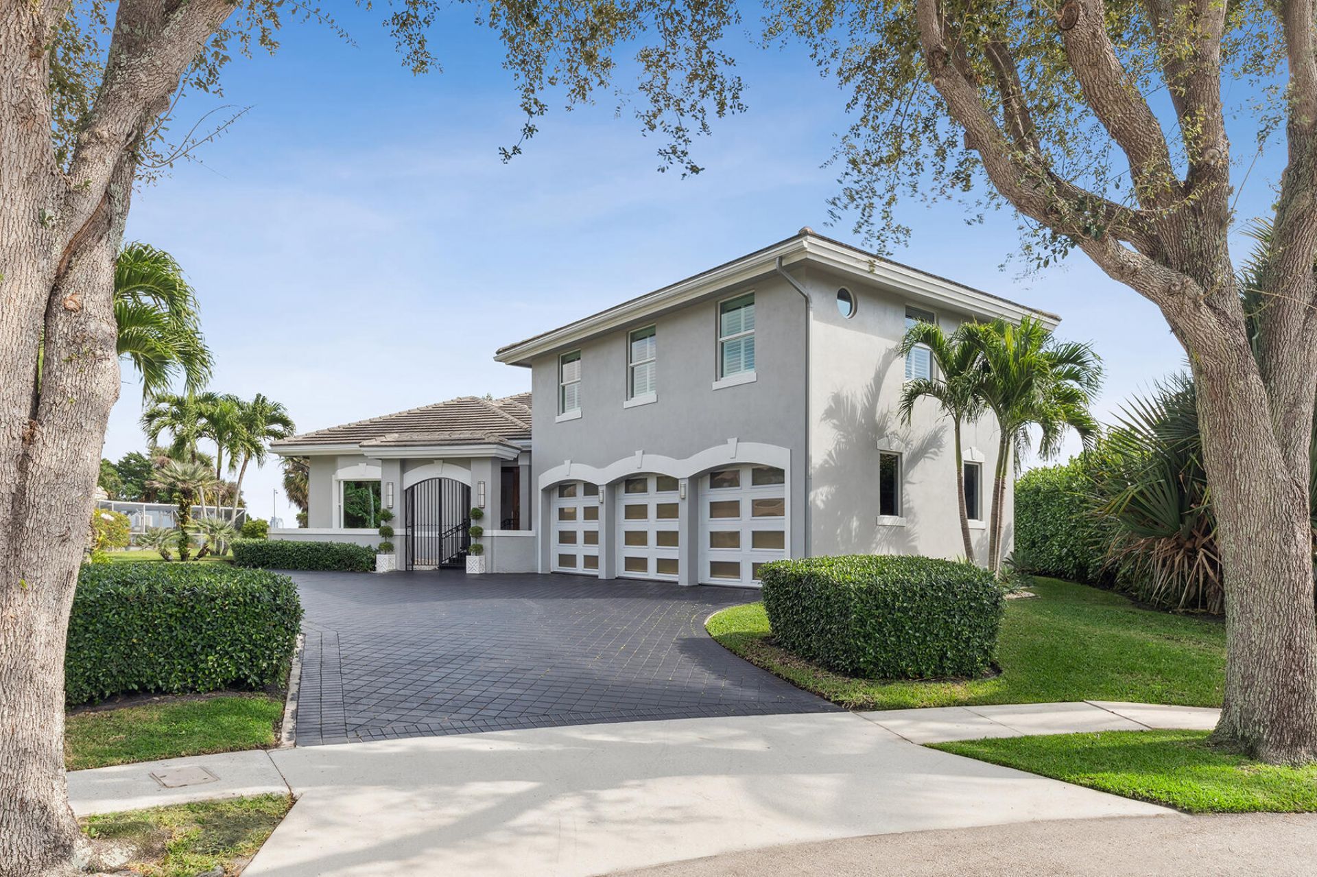 6 Cloister Circle, West Palm Beach, FL 33401 Photo