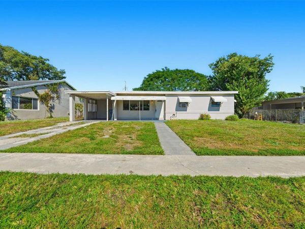 3947 PENSACOLA DRIVE, LAKE WORTH, FL 33462