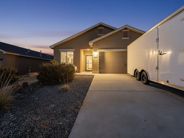 3421 Oregon Trail Road NE, Rio Rancho, NM 87144