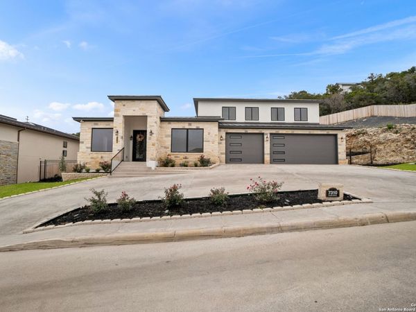 7310 Cresta Bulivar, San Antonio, TX 78256