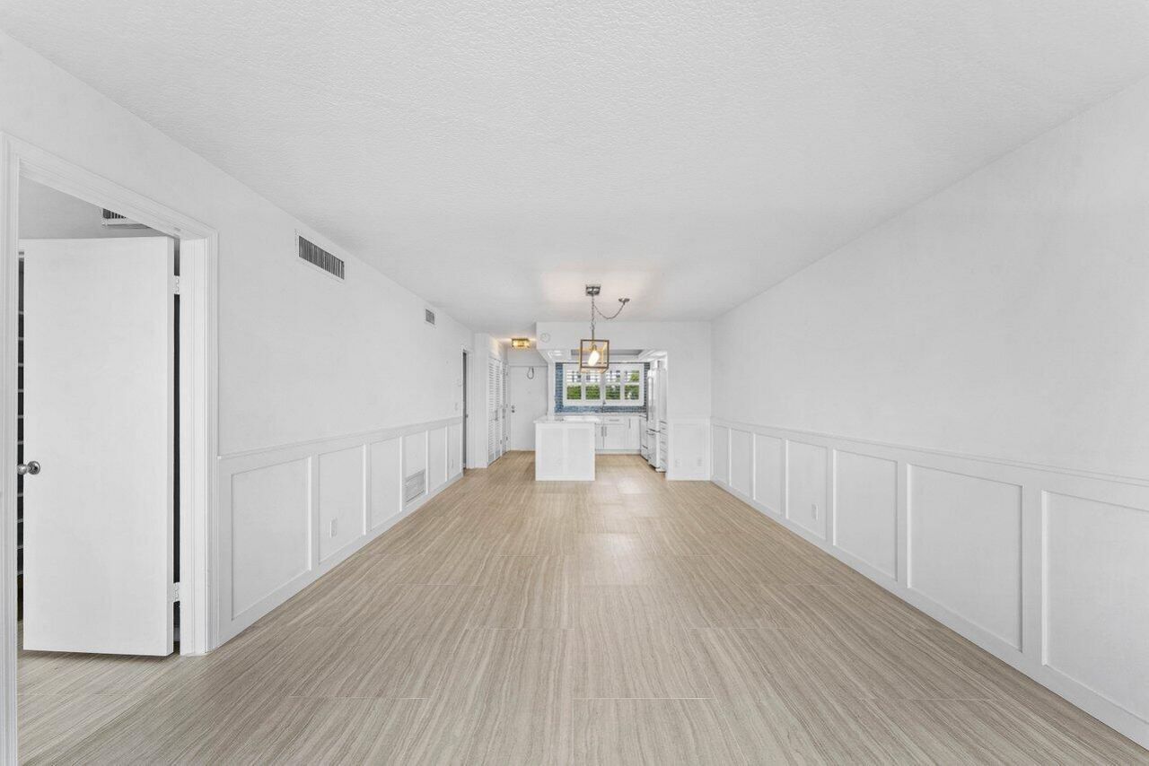 2004 S Federal Highway, Unit D403, Boynton Beach, FL 33435 Photo