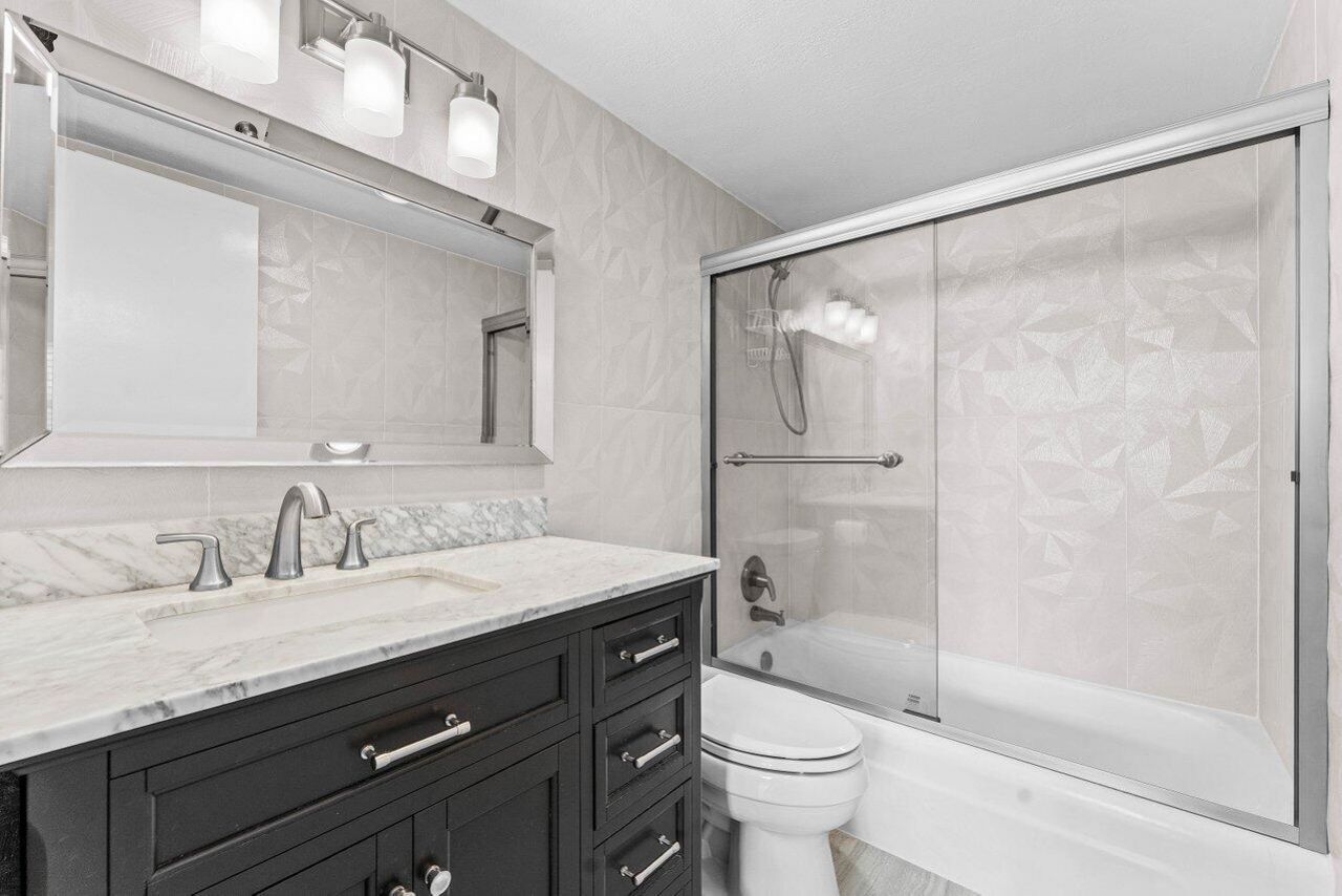 2004 S Federal Highway, Unit D403, Boynton Beach, FL 33435 Photo