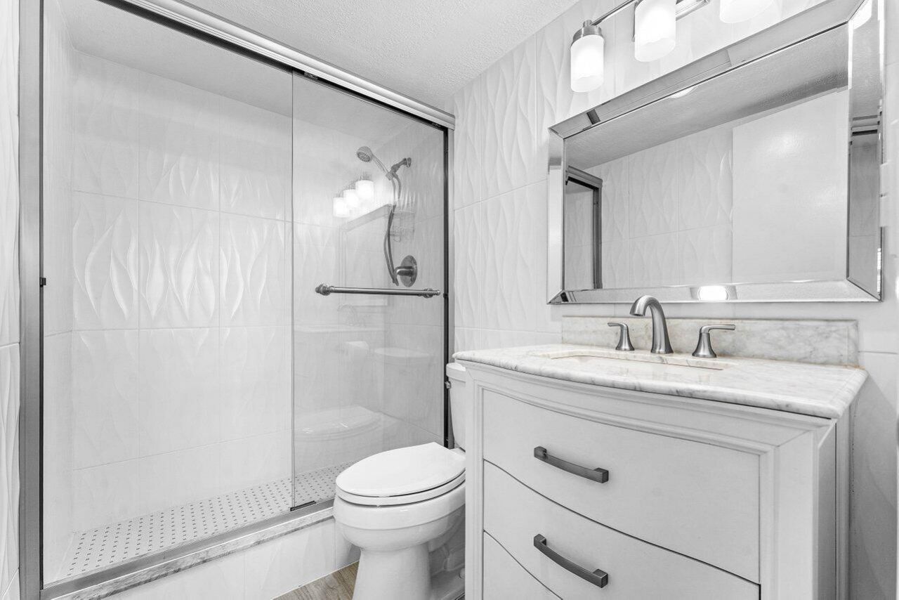 2004 S Federal Highway, Unit D403, Boynton Beach, FL 33435 Photo