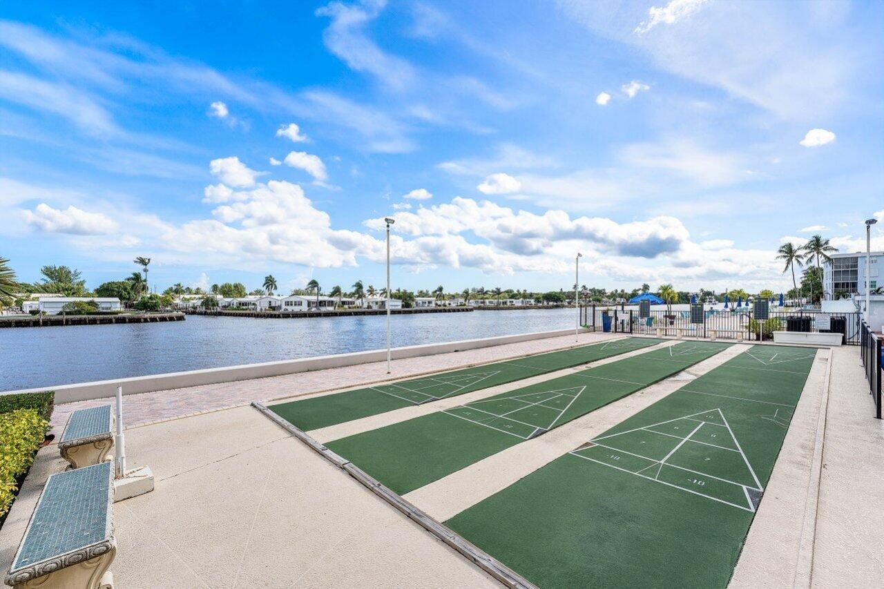 2004 S Federal Highway, Unit D403, Boynton Beach, FL 33435 Photo