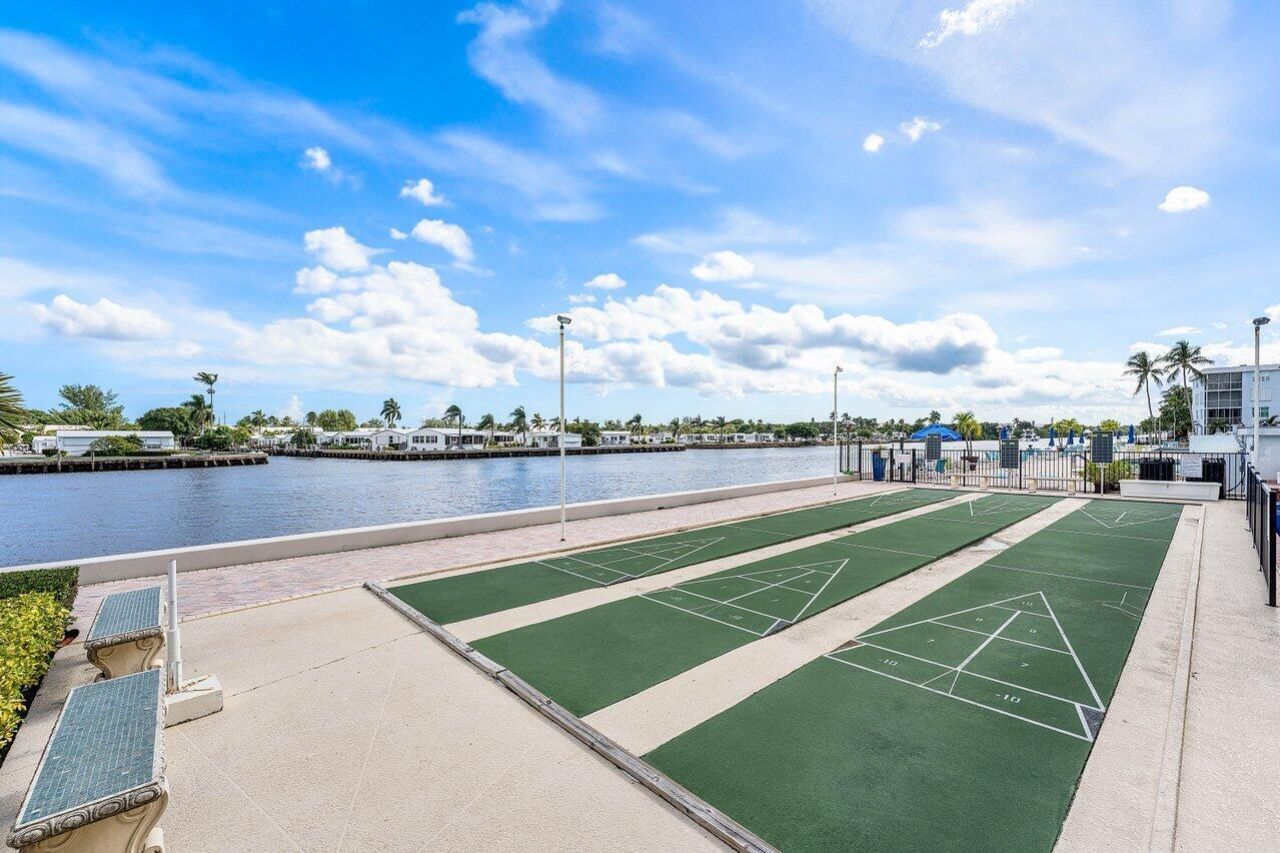 2004 S Federal Highway, Unit D403, Boynton Beach, FL 33435 Photo