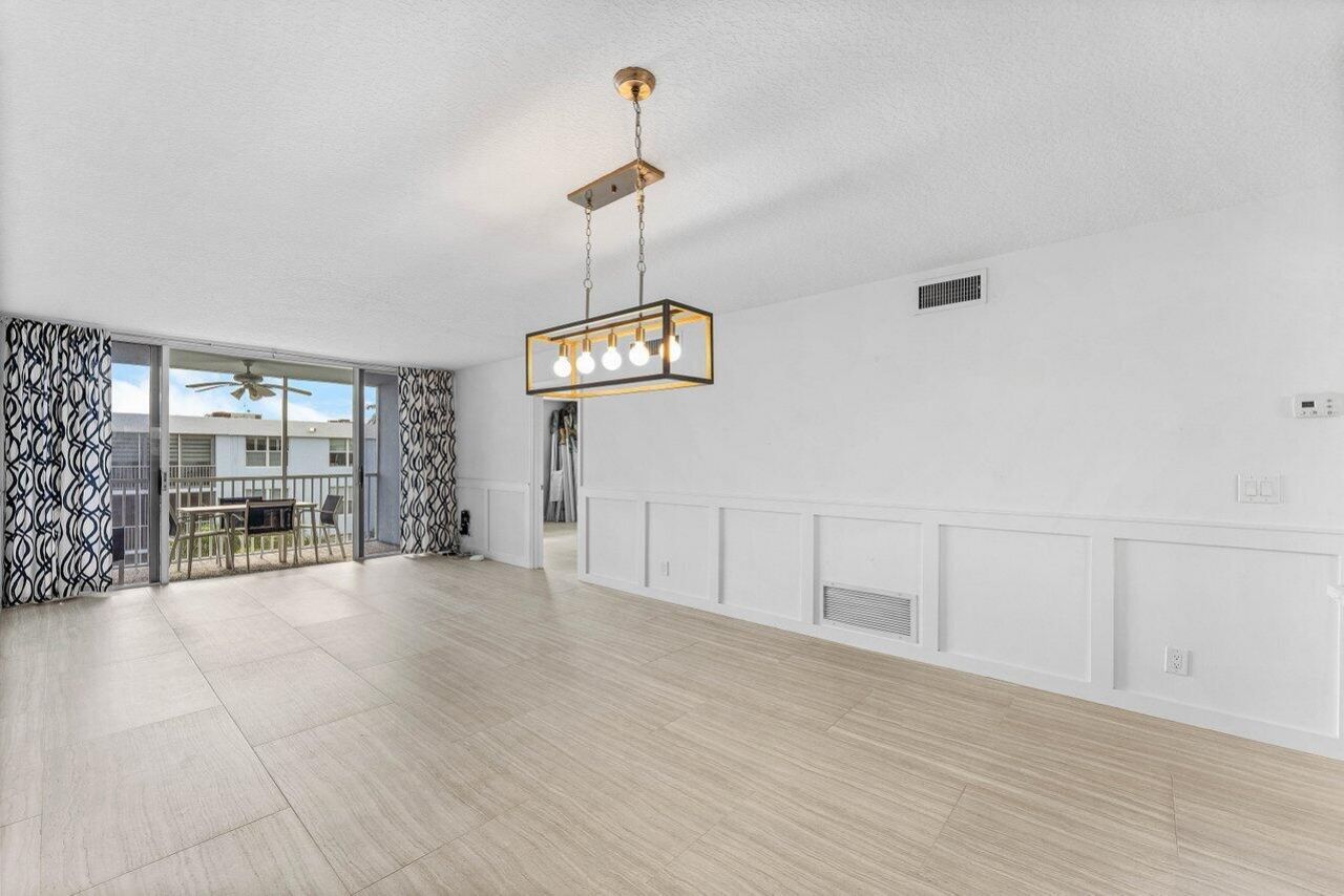 2004 S Federal Highway, Unit D403, Boynton Beach, FL 33435 Photo