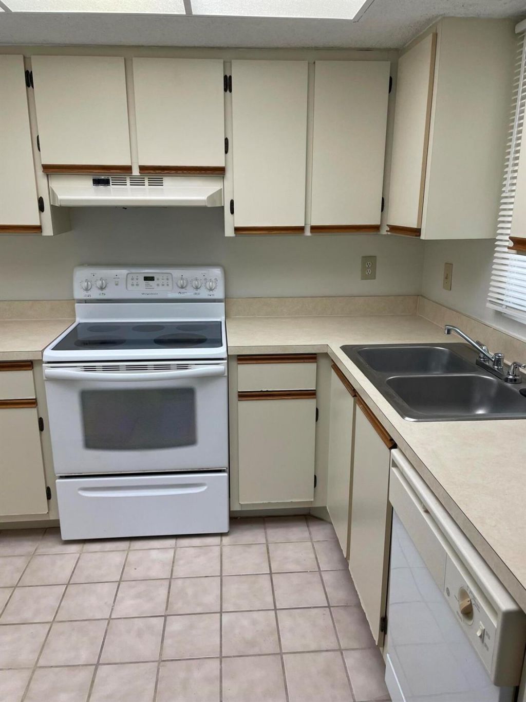 1550 SE Royal Green Circle, Unit P-203, Port Saint Lucie, FL 34952 Photo