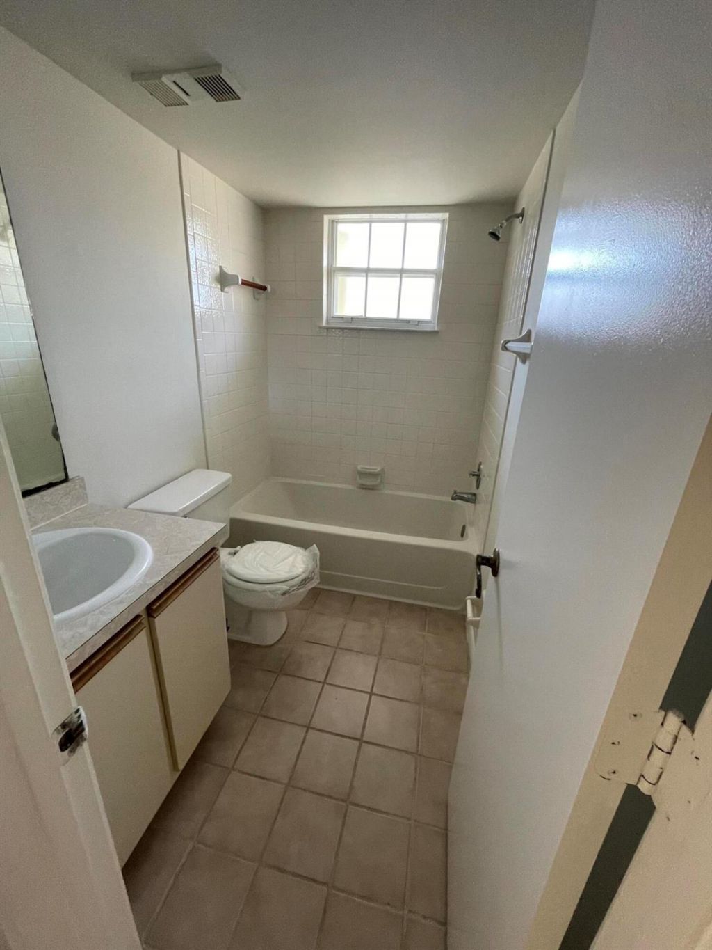 1550 SE Royal Green Circle, Unit P-203, Port Saint Lucie, FL 34952 Photo