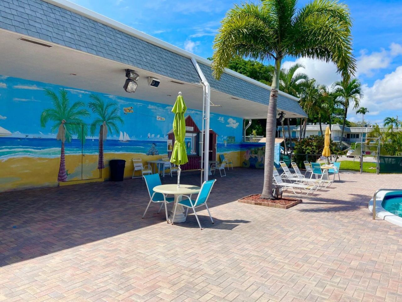 2840 Lake Osborne Drive, Unit 205, Lake Worth, FL 33461 Photo