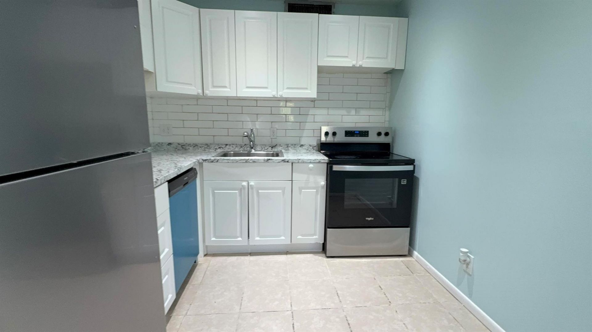 12009 Poinciana Boulevard, Unit 202, Royal Palm Beach, FL 33411 Photo