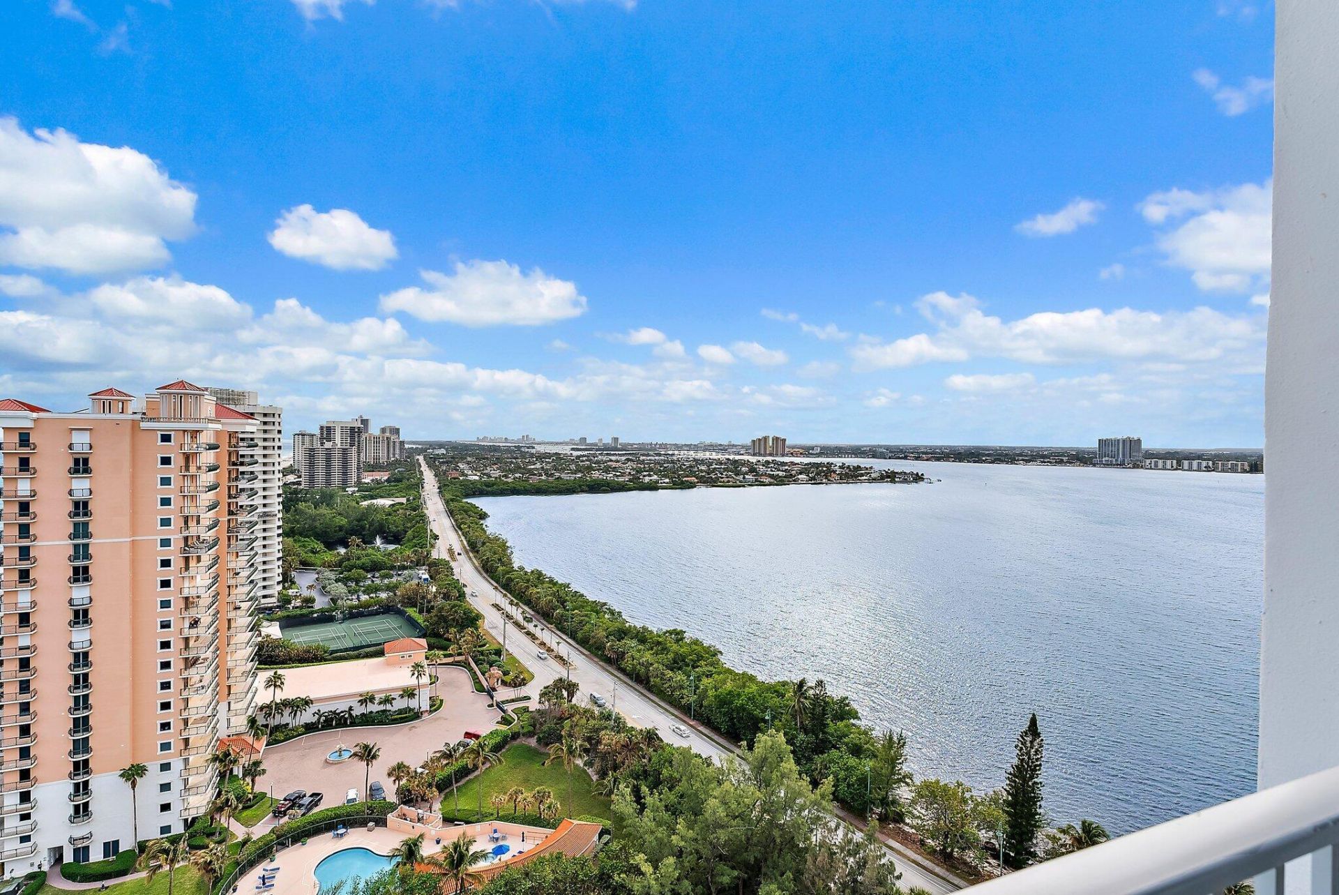 5200 N Ocean Drive, Unit Ph4, Singer Island, FL 33404 Photo