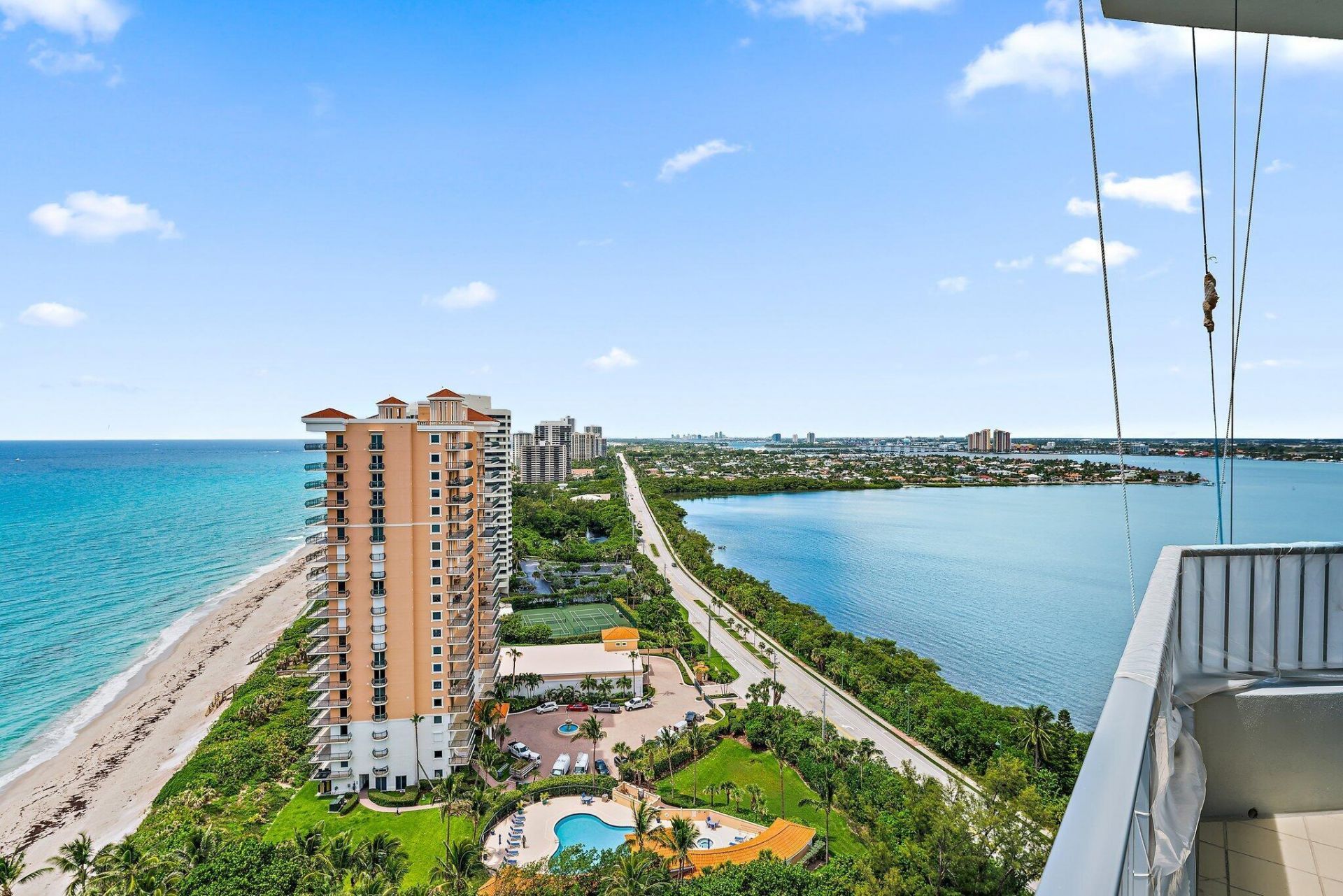 5200 N Ocean Drive, Unit Ph4, Singer Island, FL 33404 Photo